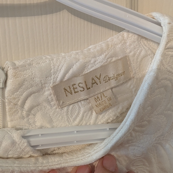 Elegant White and Black Dress - Picture 2 of 4